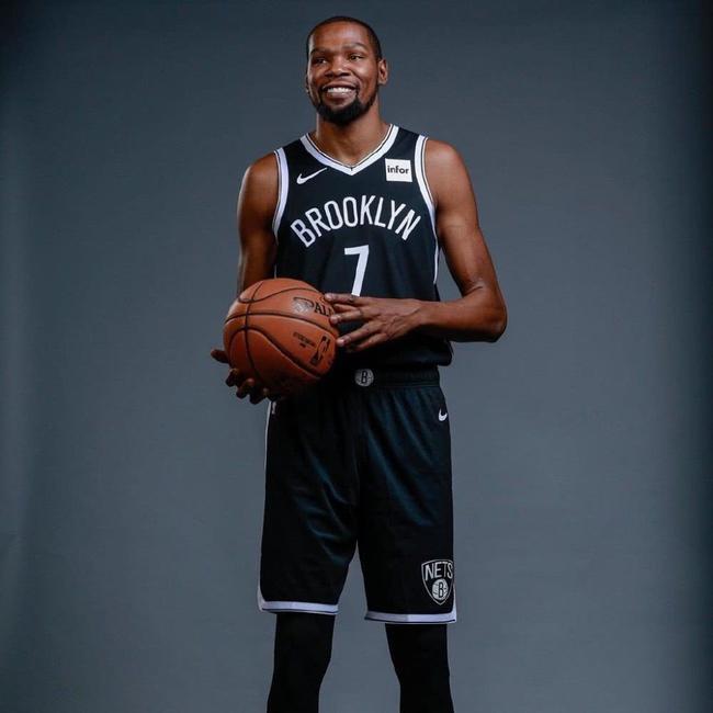 通过国际交 通过国际交